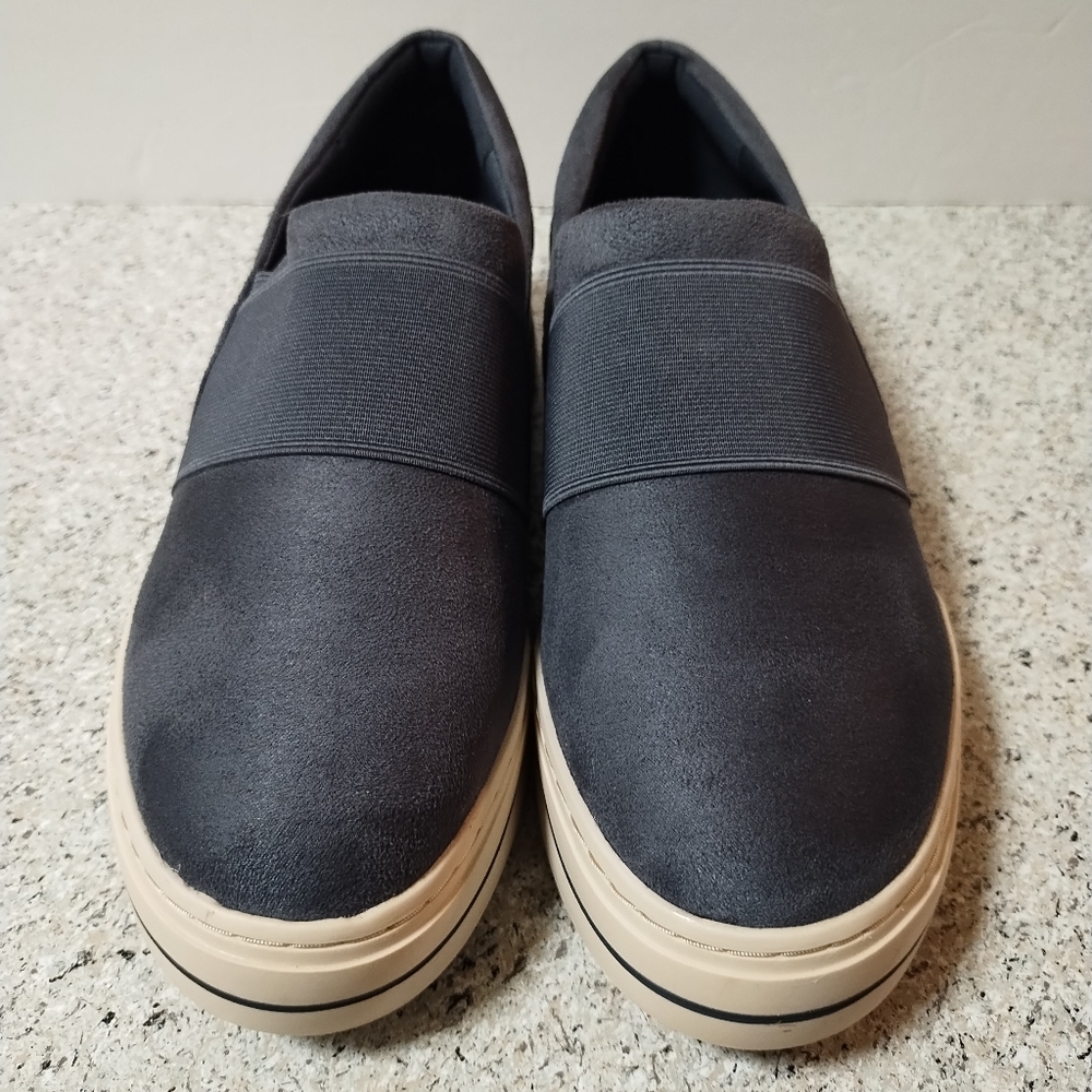 Clarks Audreigh Eve Slip-On Sneakers (Women) New Without Box, Sz 9W